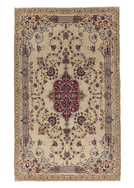 Persian Rug Isfahan Handmade Area Traditional 4'10"x8'0" (5x8) Whites/Beige Floral Design #34696