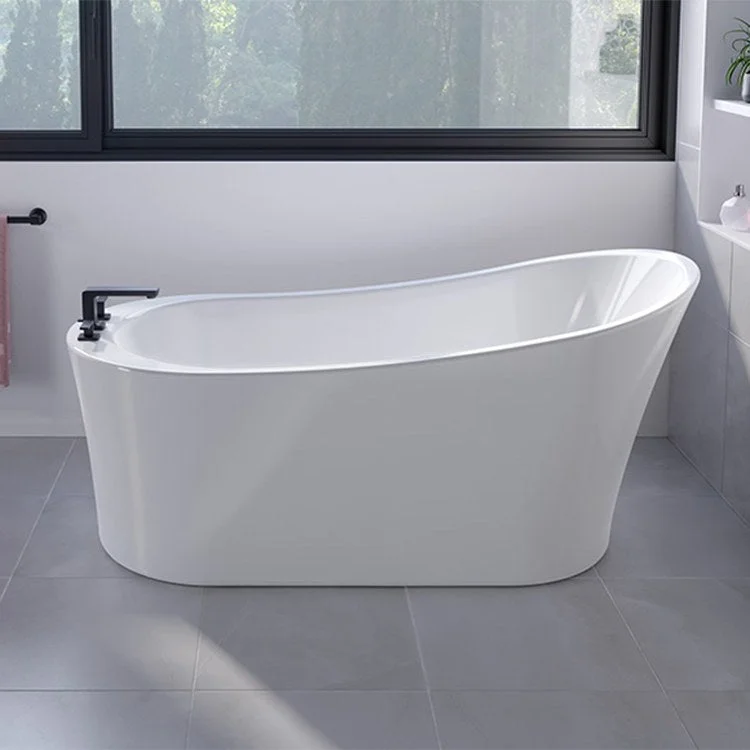 Concerto Grande 67" x 31.5" x 30.75" Freestanding Bathtub