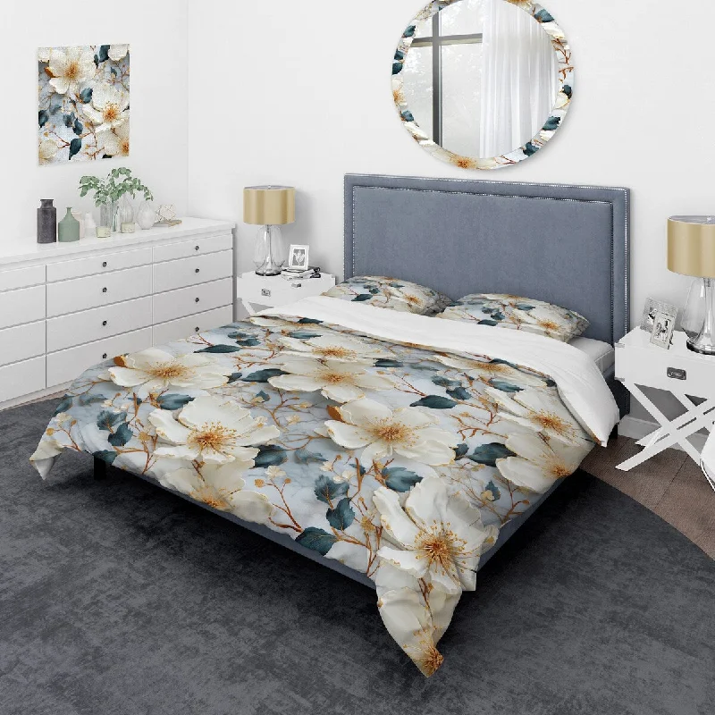 Designart "Magnolias Vein White And Blue Marble Pattern II" Green Glam Bed Cover Set With 2 Shams