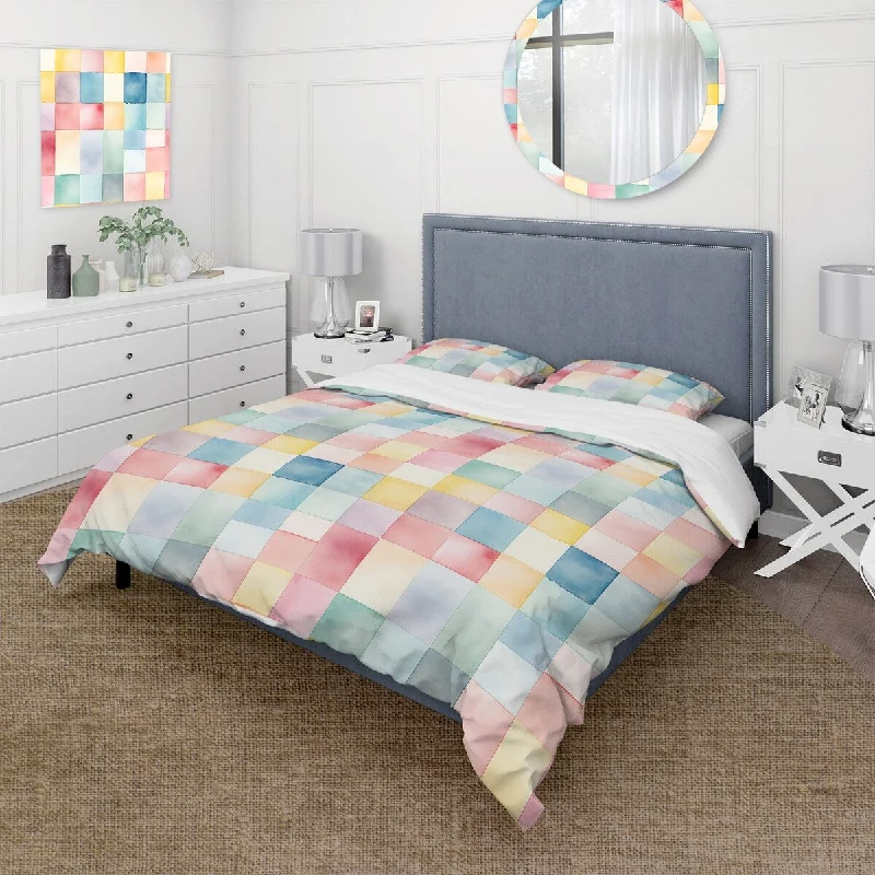 Designart "Serene Watercolor I" Patchwork Bedding Cover Set With 2 Shams