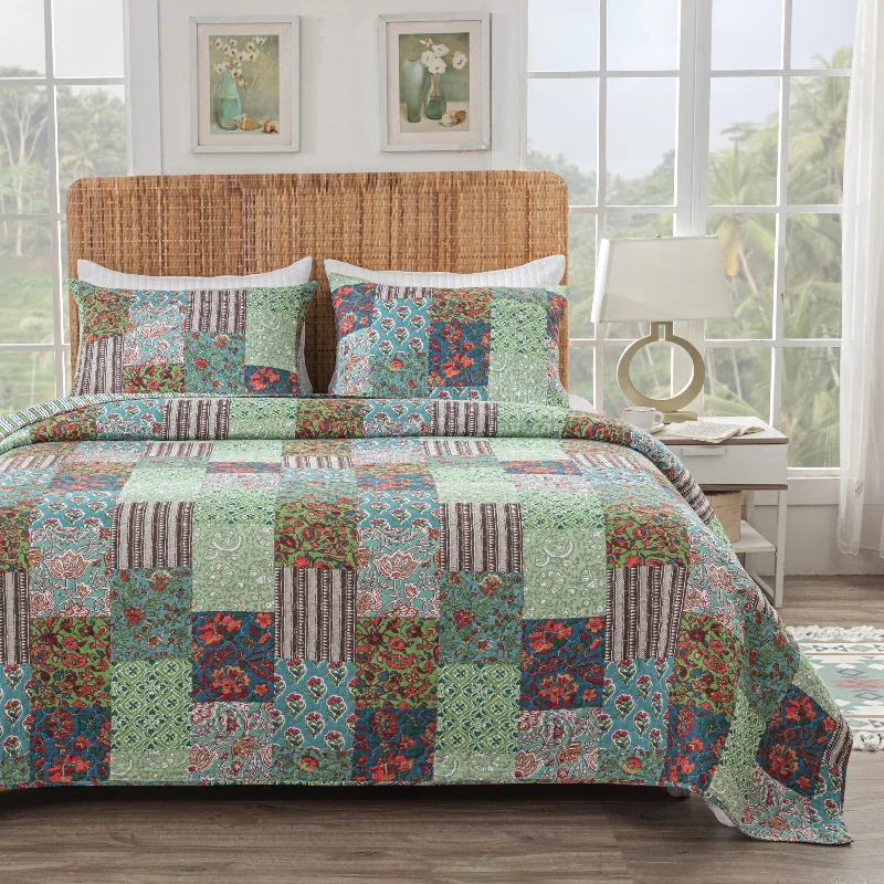 Greenland Home Jasmin Jade - Vintage Boho - Cotton-Rich Quilt Set