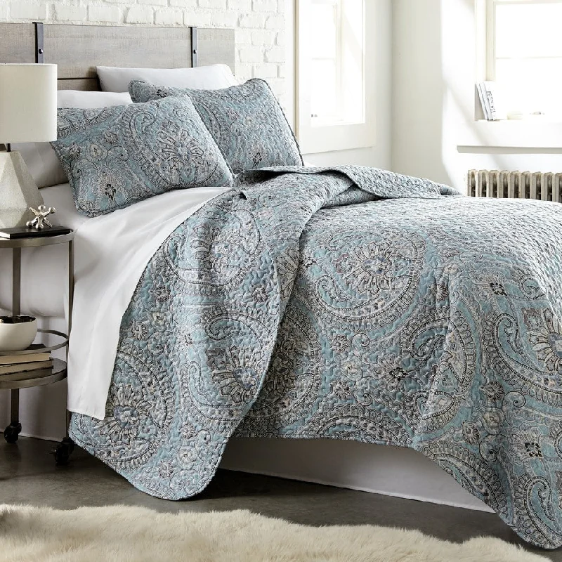 Lightweight Pure Melody 3-piece Paisley Quilt Set