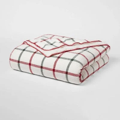 New - Full/Queen Christmas Plaid Bed Blanket Red - Threshold