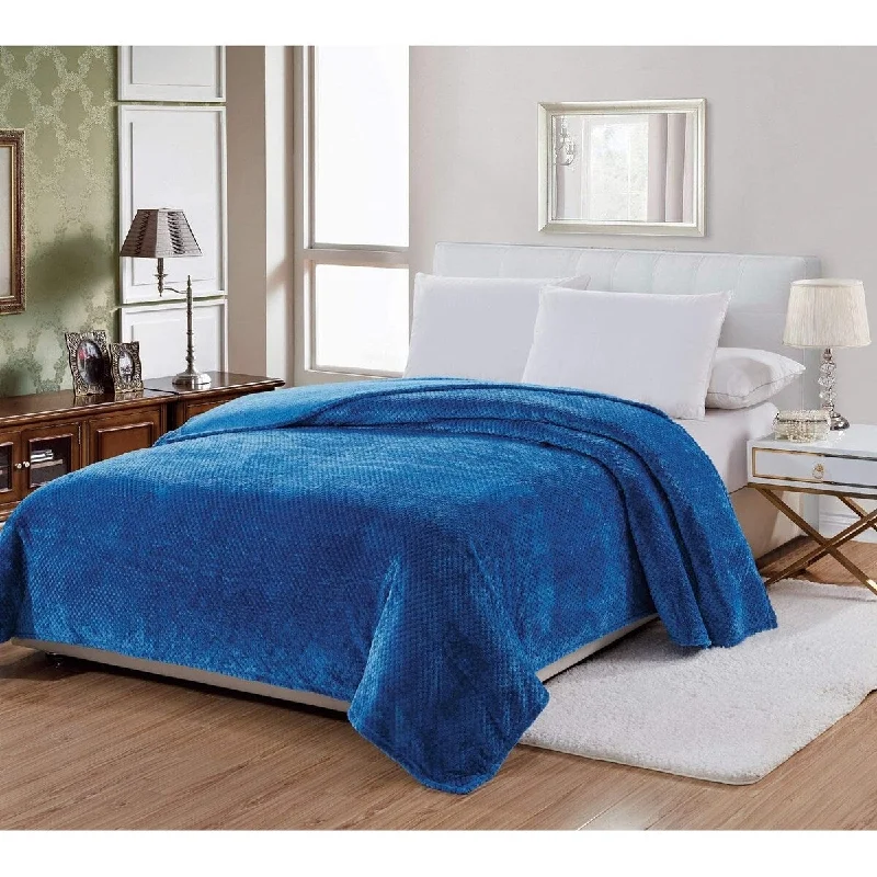 Décor&More Home Essentials Popcorn Textured Microplush Blanket