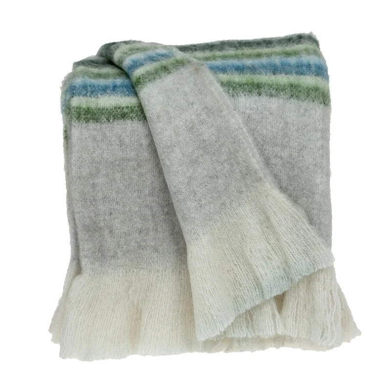 Homeroots Parkland Collection Raquel Transitional Multi 52" x 67" WOVEN HANDLOOM Throw